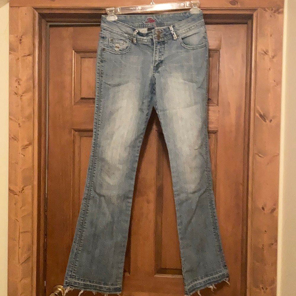 Jixi Jeans